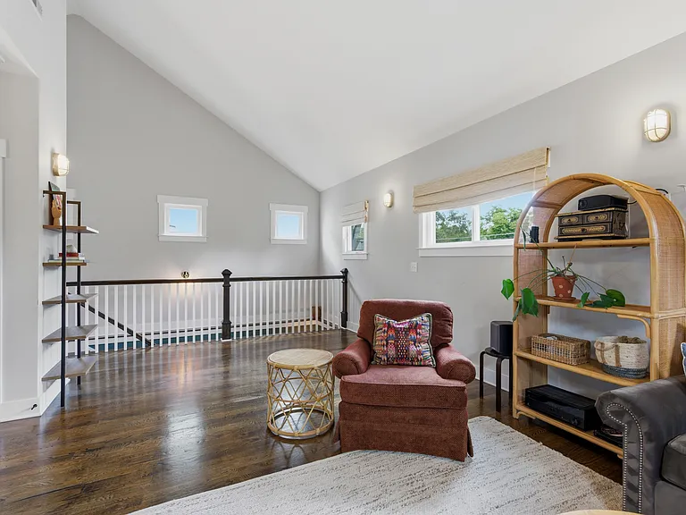 1315 Greenwood Ave — Photo 14
