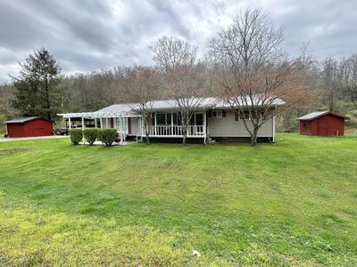 21897 E Lynn Rd, Wayne, WV, 25570