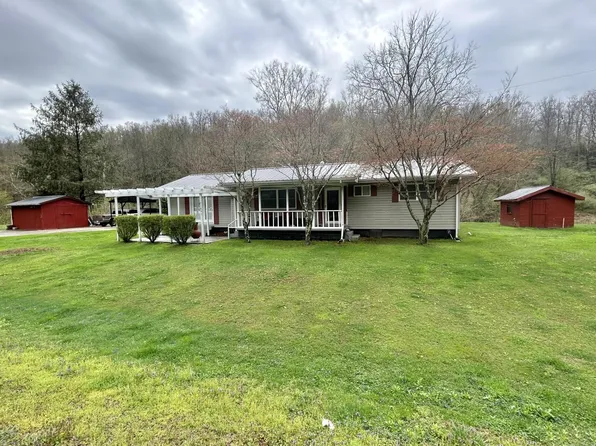 21897 E Lynn Rd, Wayne, WV 25570