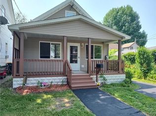 3669 5th St, Hamburg, NY 14219