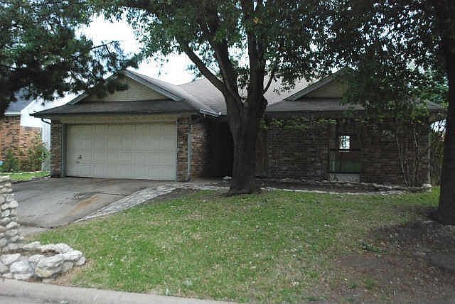 1st image of 6805 Country Creek Dr