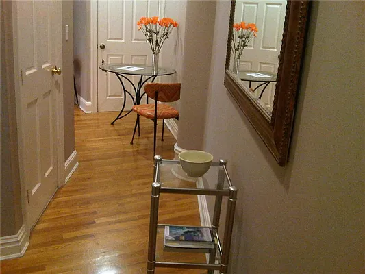 Rented by R New York | media 17