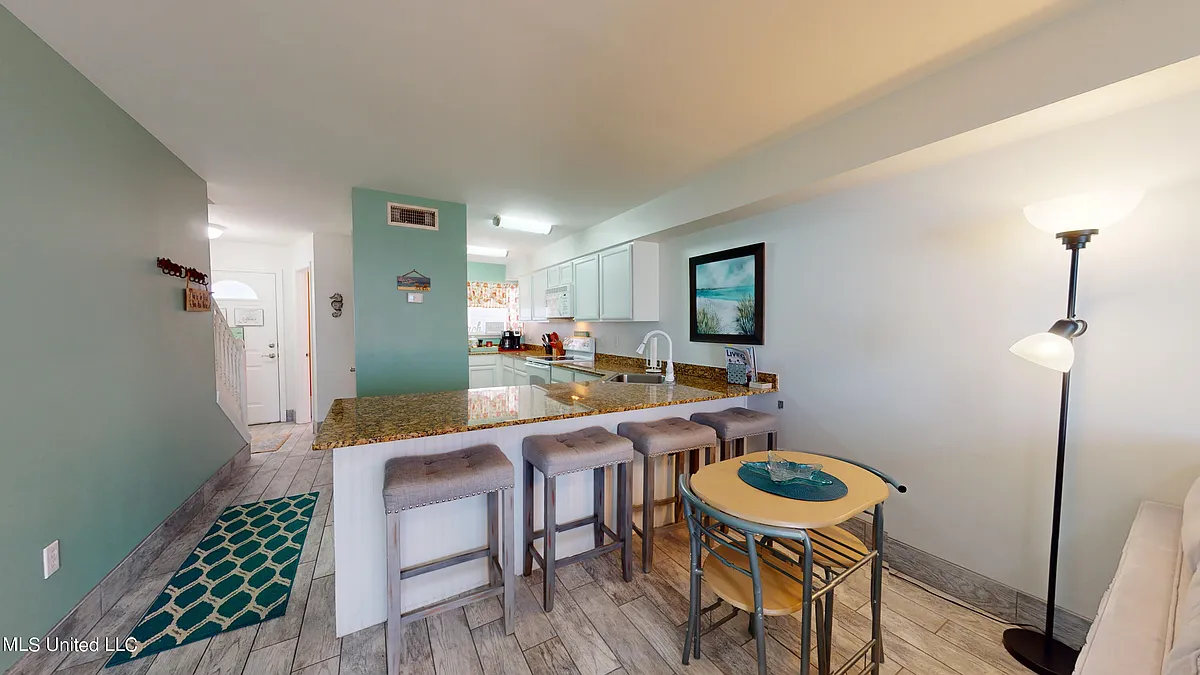 Building Photo - 1664 Beach Blvd #151