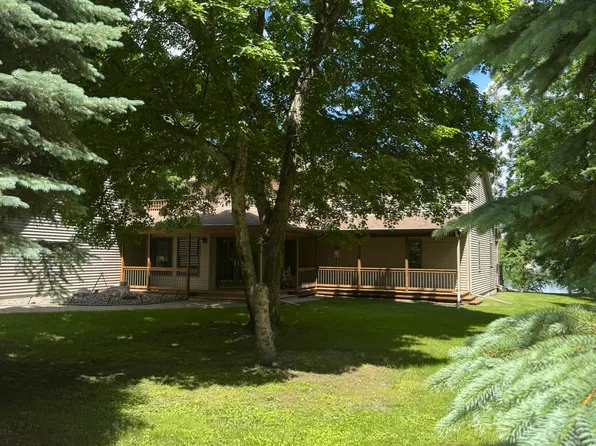 17428 Park Ave SE, Erskine, MN 56535