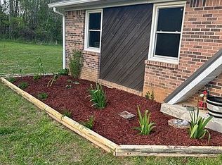 362 Joe Scott Rd, Burkesville, KY 42717