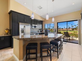 38664 Wisteria Dr, Palm Desert, CA 92211