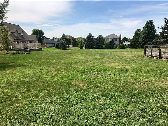 3rd image of 1219 Wheatfield Dr