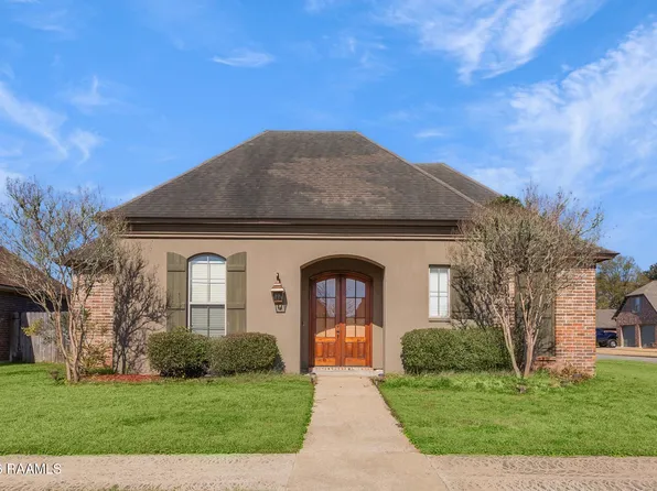 814 Flambant Dr, Broussard, LA 70518