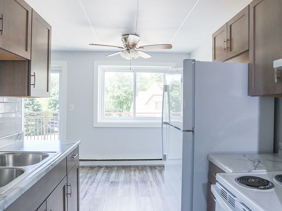 1st image of 300 Marlene Ct #7