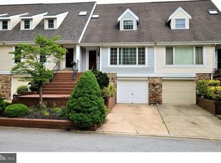 27 Marsh Woods Ln, Wilmington, DE 19810