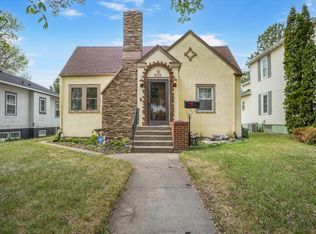 919 3rd St NE, Minot, ND 58703