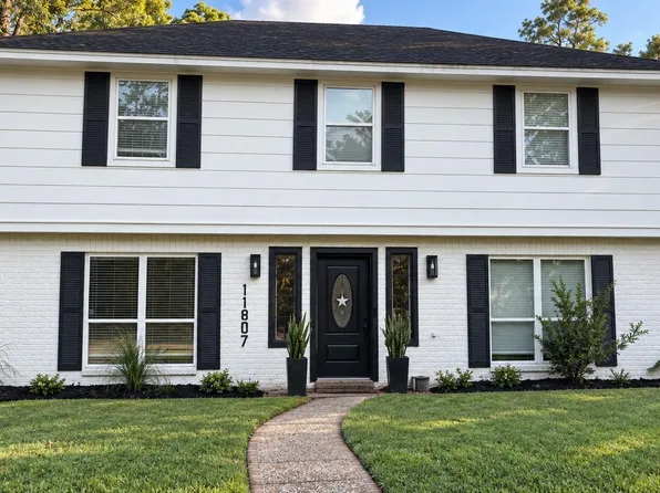 11807 Glenway Dr, Houston, TX 77070