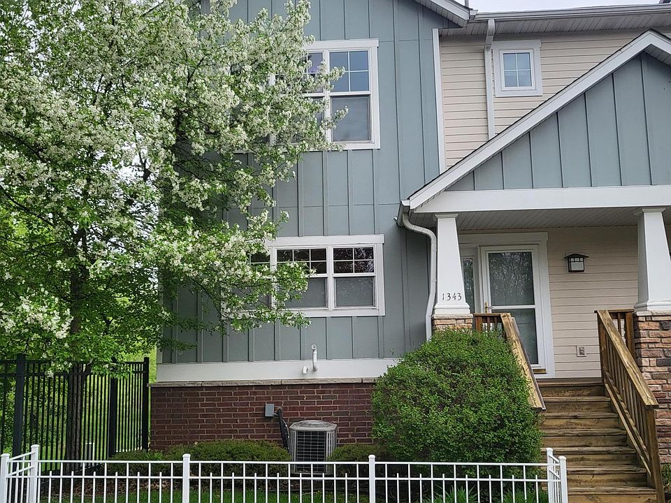 1st image of 1343 Magnolia Ave #1343