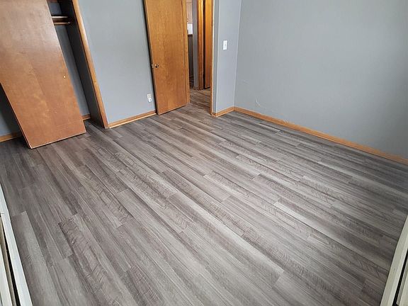 3rd image of 335 E Elder St