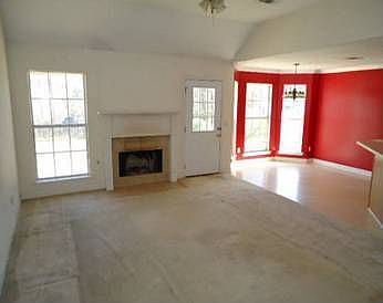 2nd image of 407 Eaglewood Ln