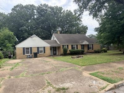 1388 S Highland St, Memphis, TN, 38111