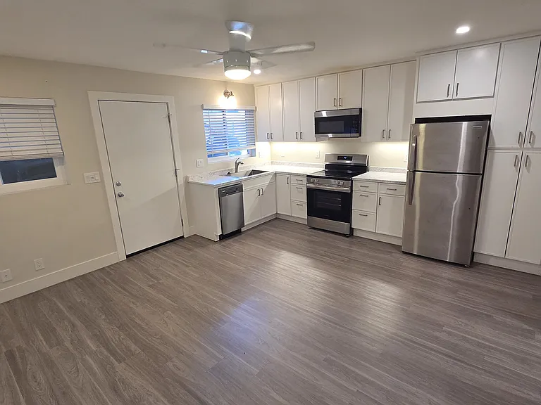 4488 Euclid Ave #23 — Photo 4