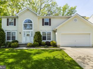 6 Moray Ln, Sewell, NJ 08080