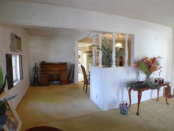 5th image of 3668 Earle Ave