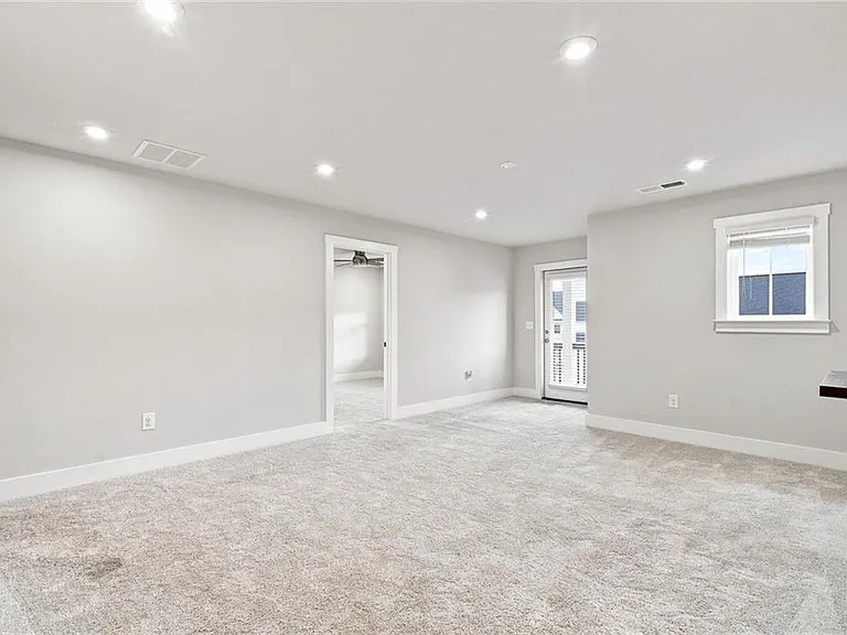 411 Riverclub Rd — Photo 9
