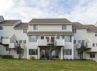 100 Merrimack Ave APT 131, Dracut, MA 01826