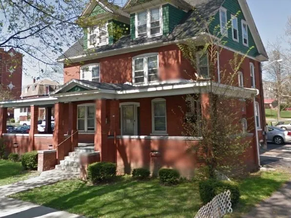 Nittany Avenue, East-241, 241 E Nittany Ave APT 6, State College, PA 16801