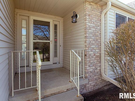 2nd image of 2181 Norman Ct S