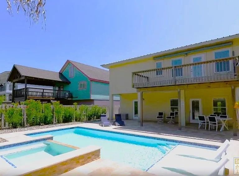 120 E Sunset Dr — Photo 60