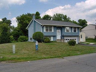 2nd image of 3 Dogwood Cir