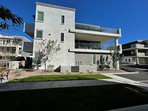 1250 N Abbey Ln Photo 1