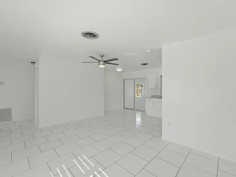 LIVING ROOM/DINING AREA