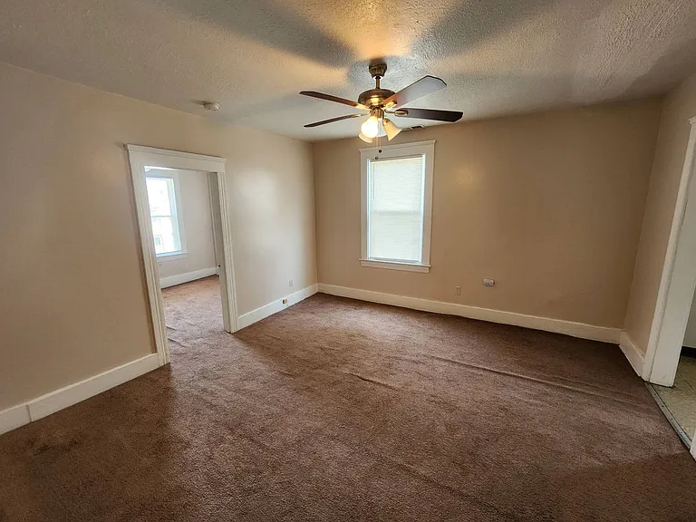4629 Storer Ave — Photo 6