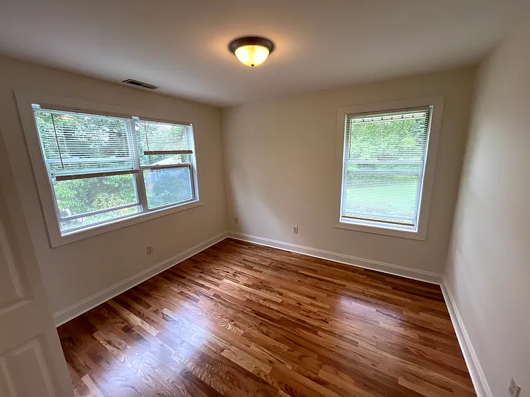 26 Nevada Ave — Photo 21