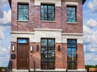 3538 N Seeley Ave, Chicago, IL 60618