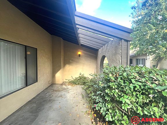 2nd image of 1001 Mohawk St APT 13