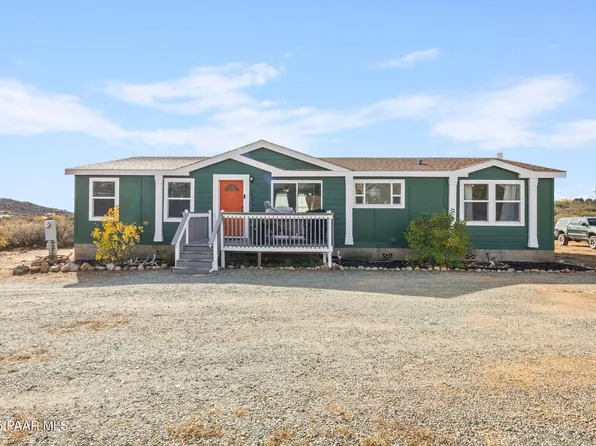 17355 E Royal Bey Dr, Dewey, AZ 86327