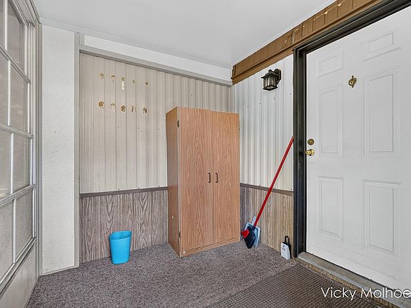 4th image of 3770 32nd St