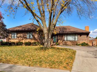 906 SE 10th St, Ankeny, IA 50021