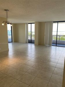 3300 NE 191st St APT 1201, Aventura, FL, 33180