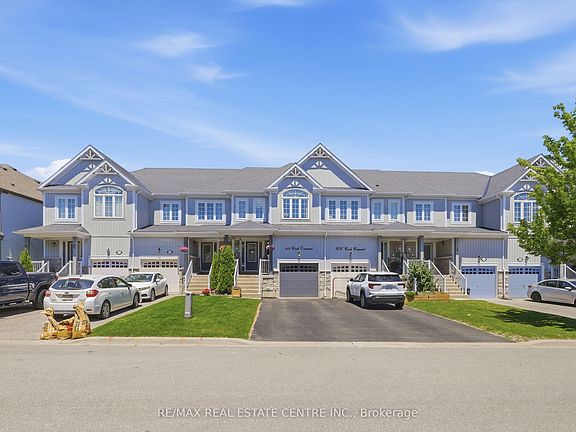 4th image of 808 Cook Cres