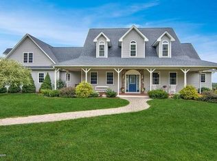 36 Racht Rd, Honesdale, PA 18431