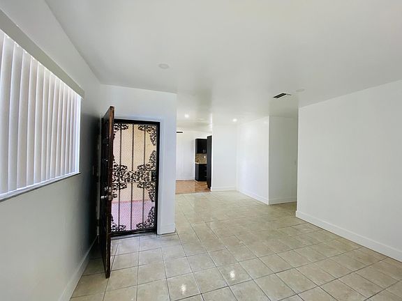 3rd image of 1552 NW 153rd St