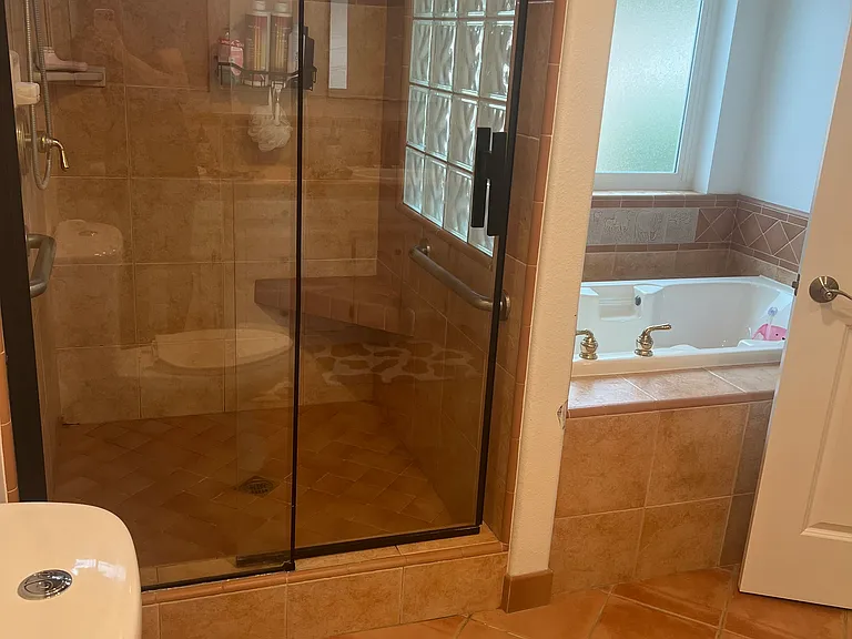 2484 Starling Dr — Photo 10