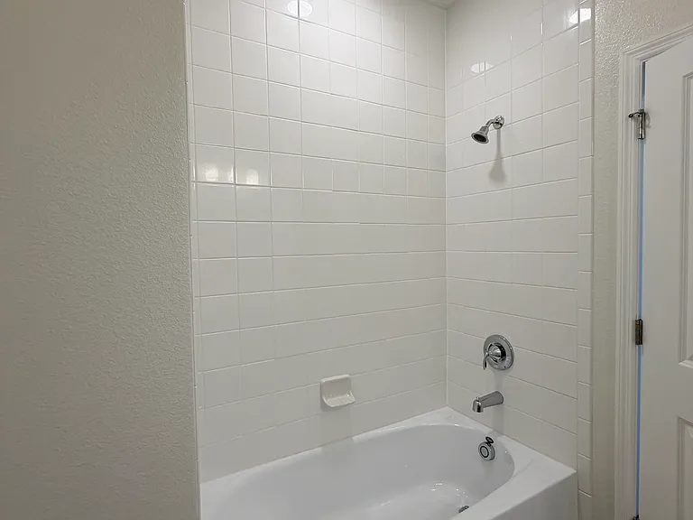 1387 Mount Royal Dr — Photo 22