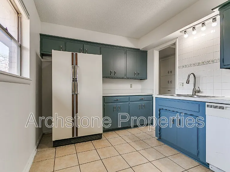 4508 NW 26th St — Photo 25