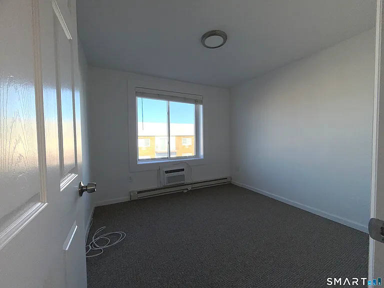 69 Cove Rd #B9 — Photo 14