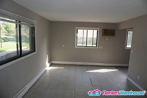 5th image of 540 Harrison Ave APT 3