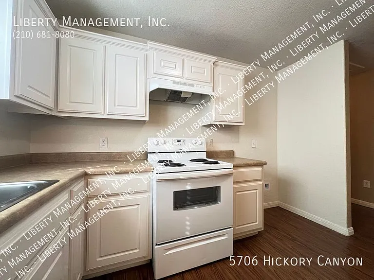 5706 Hickory Cyn — Photo 6