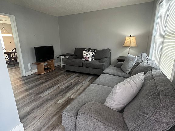 4th image of 206 Northwinds Dr #206