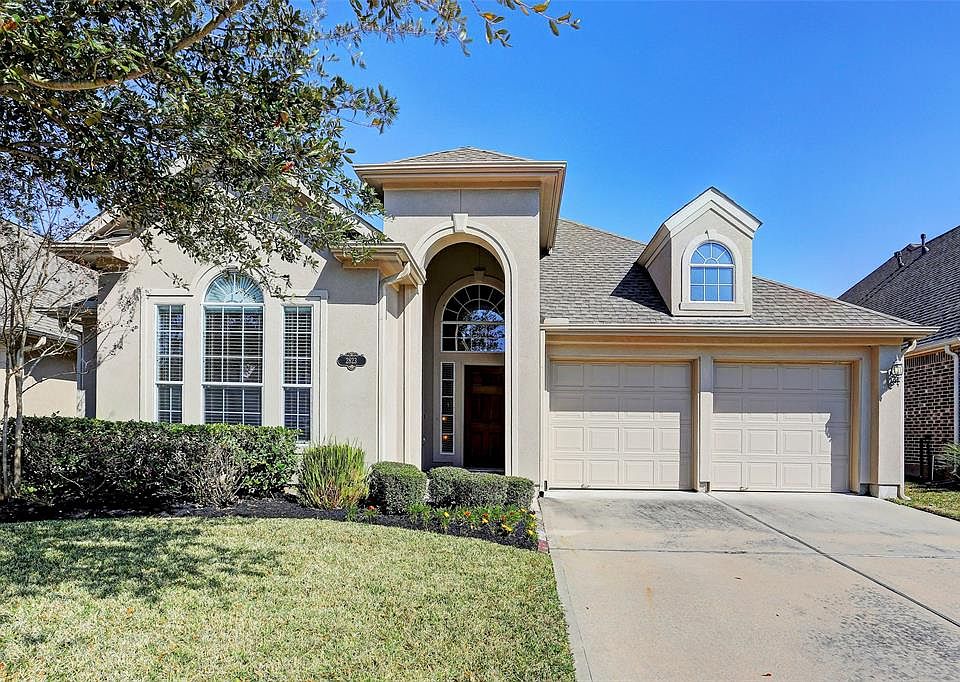 1st image of 2823 Cresthollow Ln